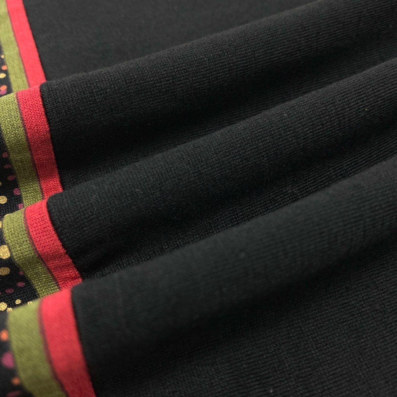 79k21 LEONARD FASHION レオナール 長袖Tシャツ クルーネック カットソー 切替プリント ウールシルク レディース 女性用 Ｍ ブラックu02t