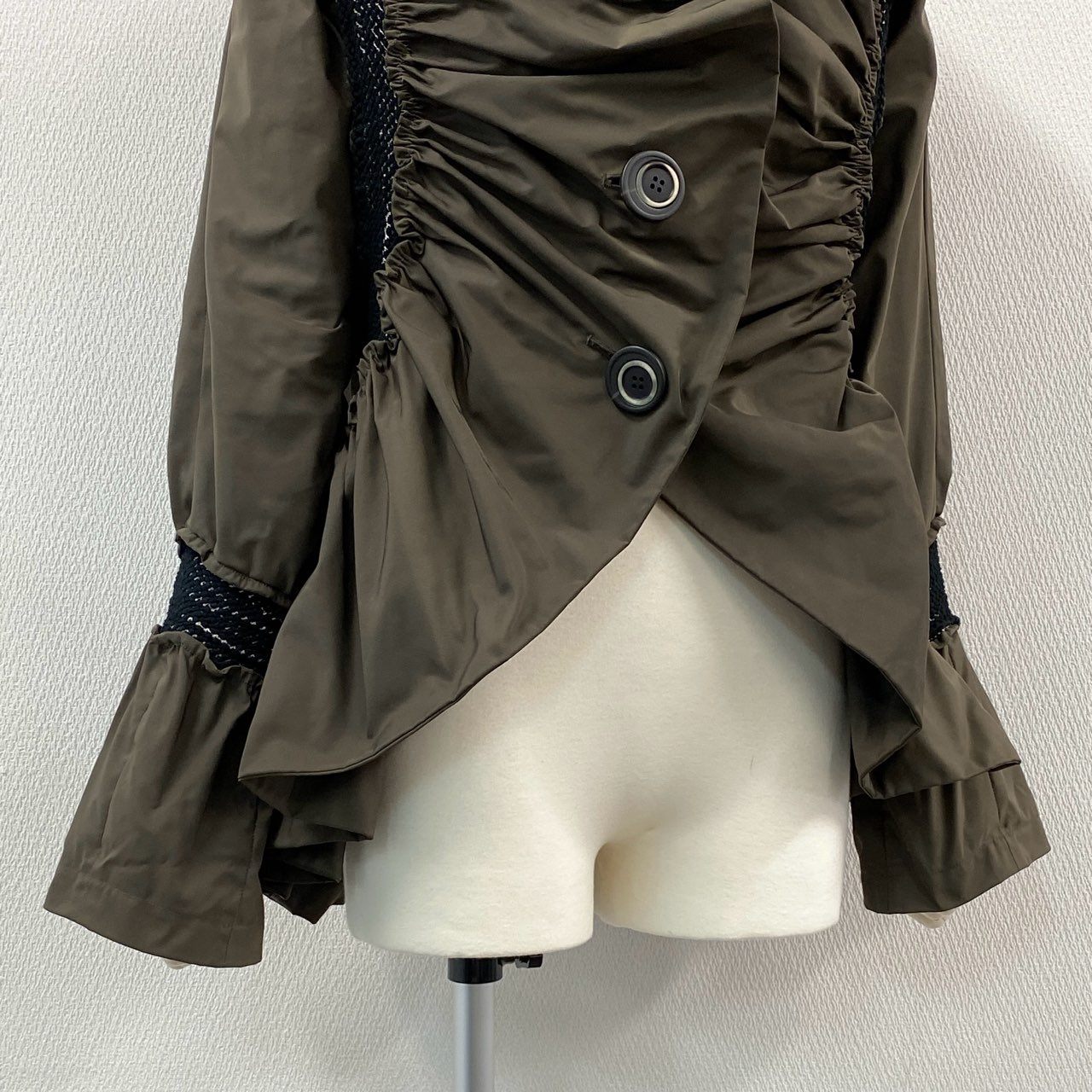 Ad9 ISSEY MIYAKE イッセイミヤケ 変形ジャケット ロングジャケット IM73FD526 2 カーキ レディースu02t