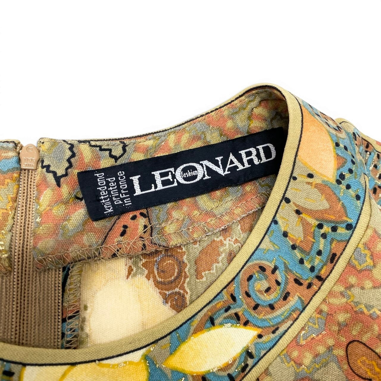 18e29 LEONARD FASHION レオナール パフスリーブ カットソー サイドリボン 美しい花柄プリント トップス サイズ9R マルチカラー シルク100％ レディース 女性服o07t