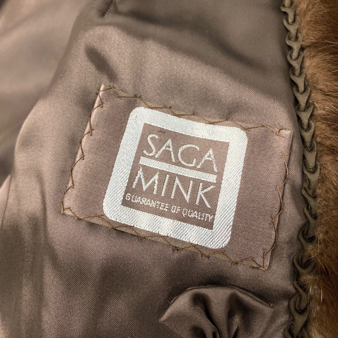 42L8 SAGA MINK サガミンク 銀サガ デミバフミンク ロングコート 横段スリーブ サイズ11号 ブラウン 最高級本毛皮 螺旋袖 MINK FURt18r