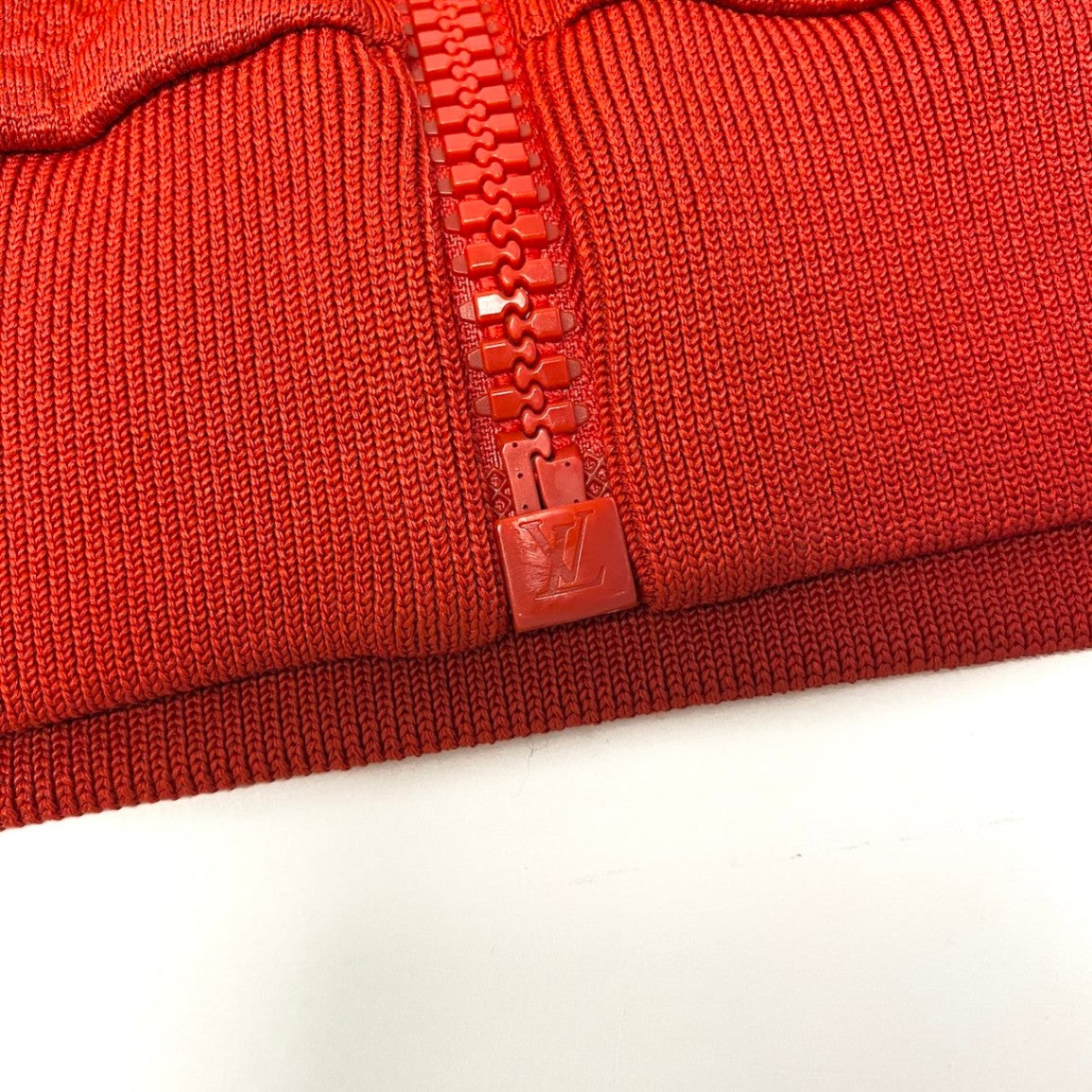 Id15 LOUIS VUITTON ルイヴィトン LV モノグラム ジップジャケット Monogram Zip Jacket サイズS レッド ブルゾンt18r