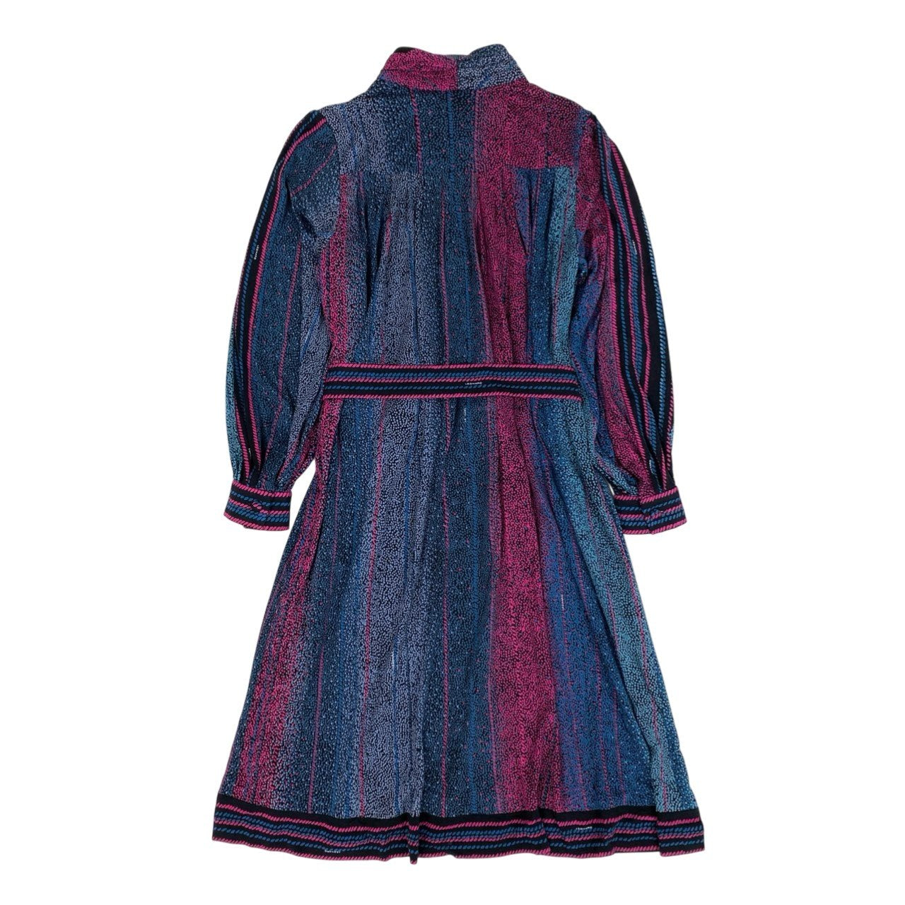 31b11【美品】LEONARD レオナール ロングスリーブワンピース ウエストベルト 総柄 1サイズ マルチカラー シルク100％ レディース 女性用u02t