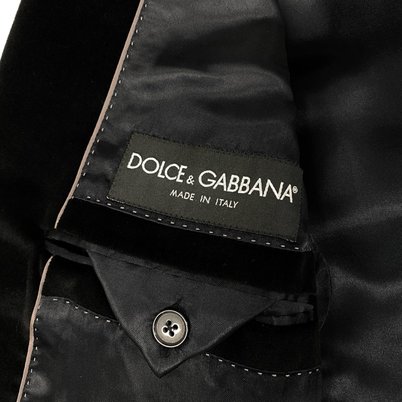 15h29 DOLCE＆GABBANA ドルチェアンドガッバーナ ナローピークドラペル ベロアジャケット ベルベット ジャケット MARTINI 50サイズ ブラック メンズ 男性用k02i