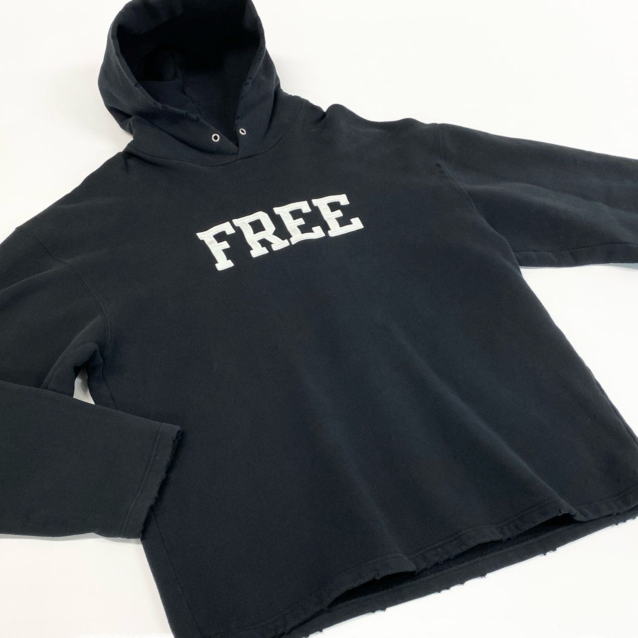 30a9 BALENCIAGA バレンシアガ 21AW UNIFIT 裏起毛 オーバーサイズ スウェットパーカー FREEロゴ クラッシュ加工  ユニセックス 男女兼用 XXS ブラック コットン100％o07t