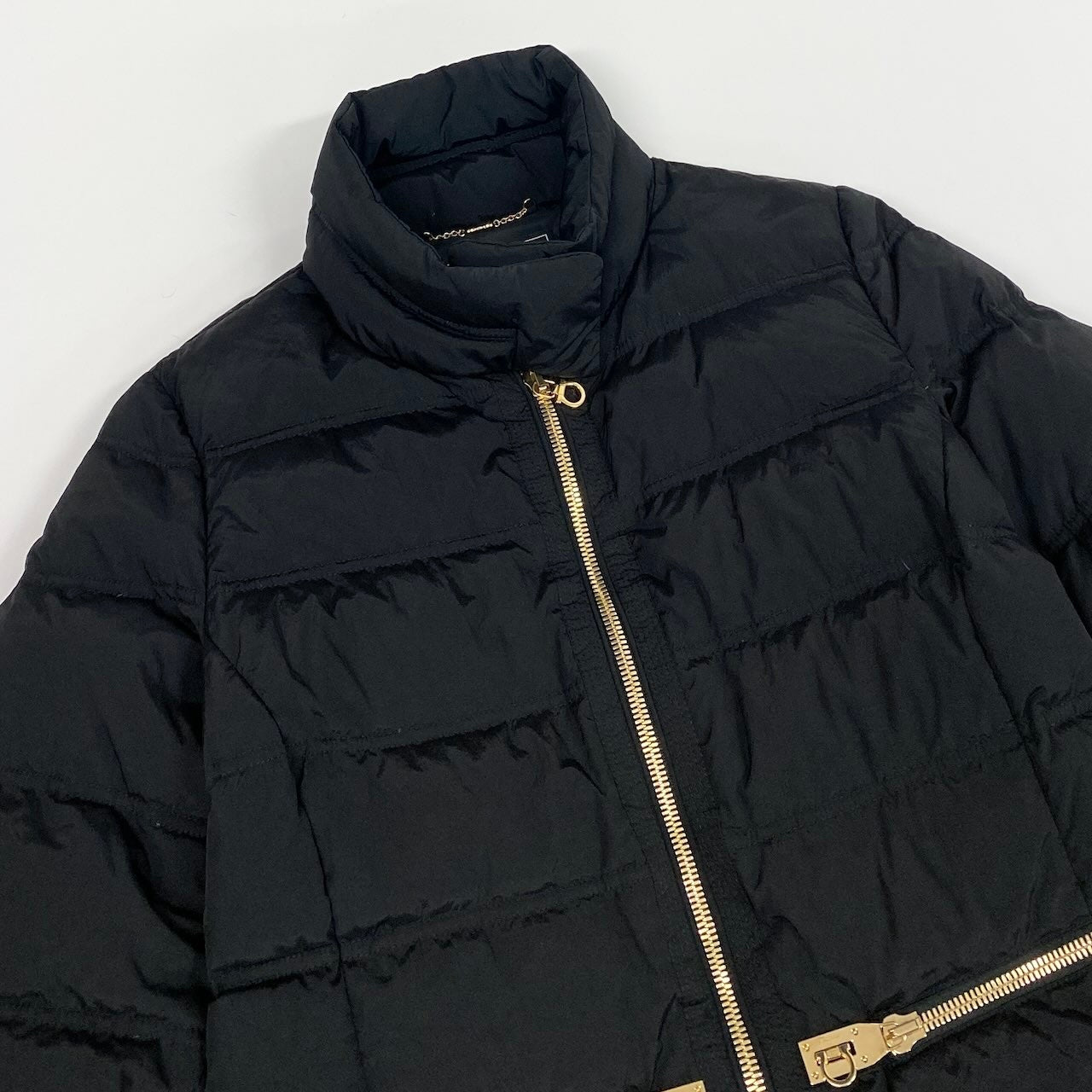 23e14 Salvatore Ferragamo サルヴァトーレフェラガモ ロングダウンコート ガンチーニゴールド金具 アウター 42サイズ ブラック ゴールド レディース 女性用u02t