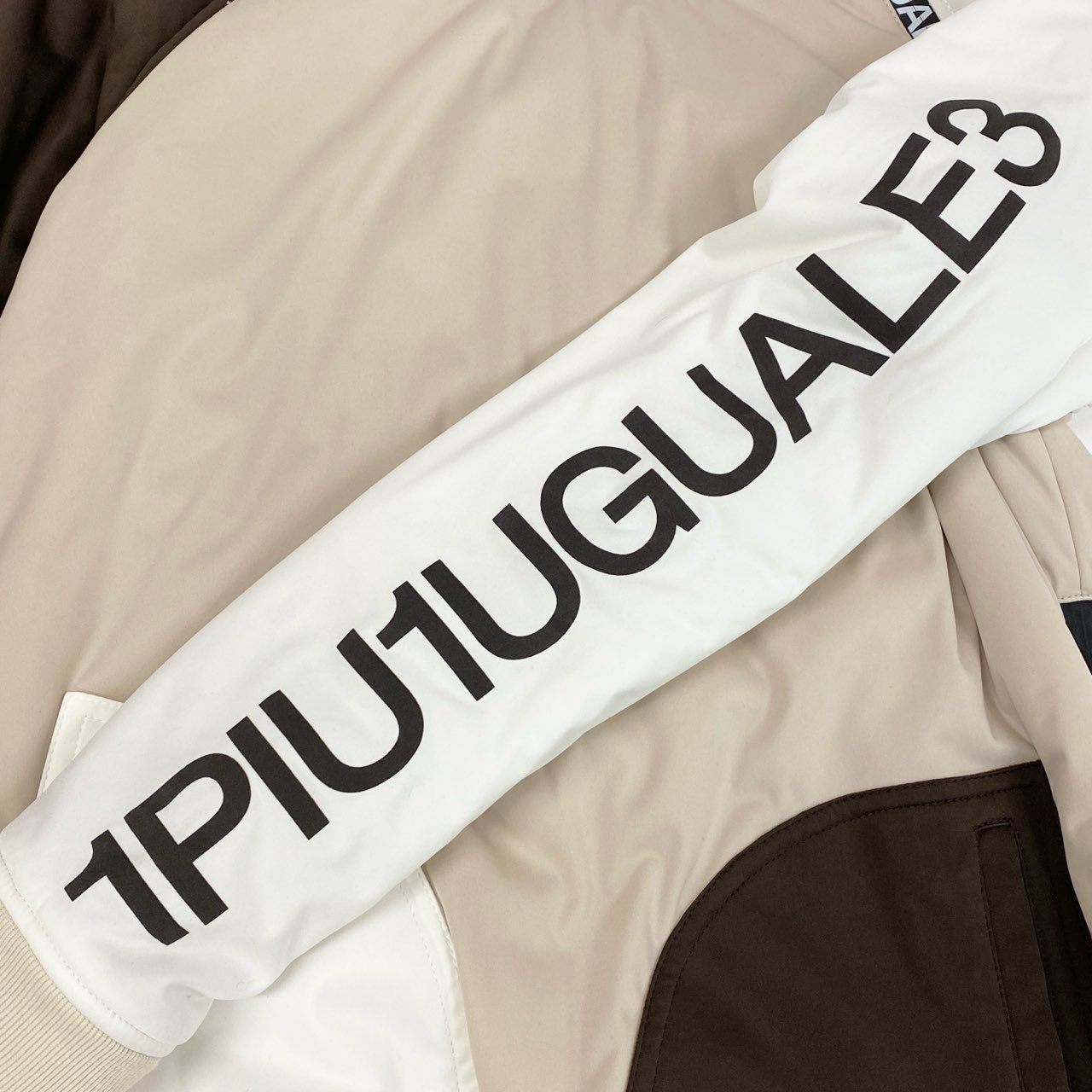 68L11 1PIU1UGUALE3 GOLF ウノピュウノウグァーレトレ ゴルフ 中綿ジャケット ブルゾン アウター GRB025 4 ベージュ系 ポリエステル メンズ 男性用 ゴルフウェアu02t