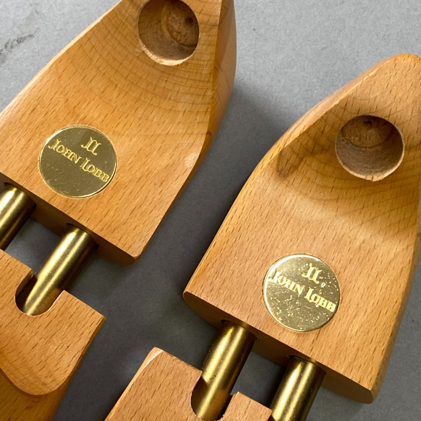 3L10 JOHN LOBB ジョンロブ 木製 シューツリー シューキーパー シューケア Wood Shoe Tree 8Eサイズ メンズk02i