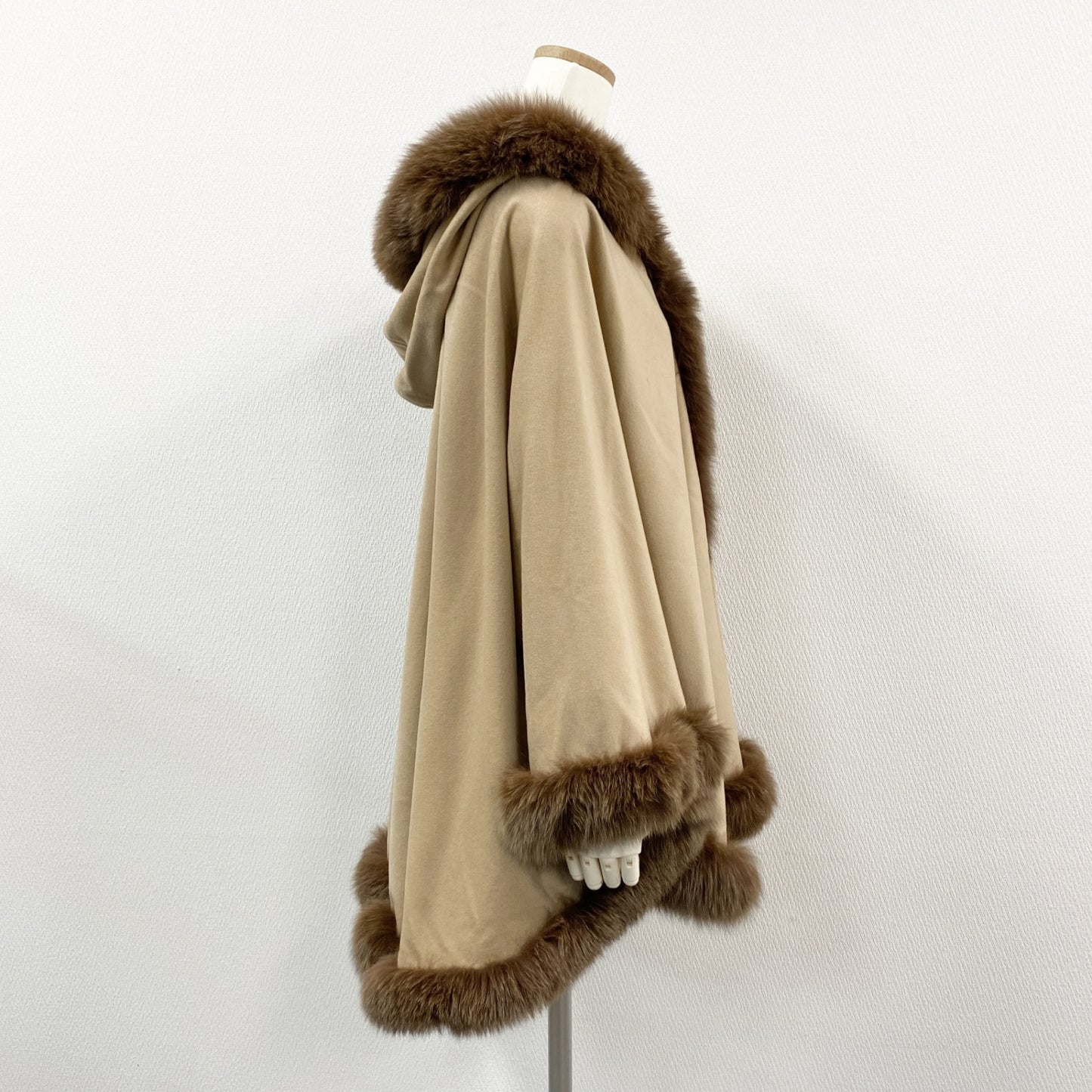 12L15 PIERRE BALMAIN ピエールバルマン カネボウ 総カシミア ポンチョ ケープコート アウター フォックスファー キャメルブラウン カシミア レディース 女性用k02i