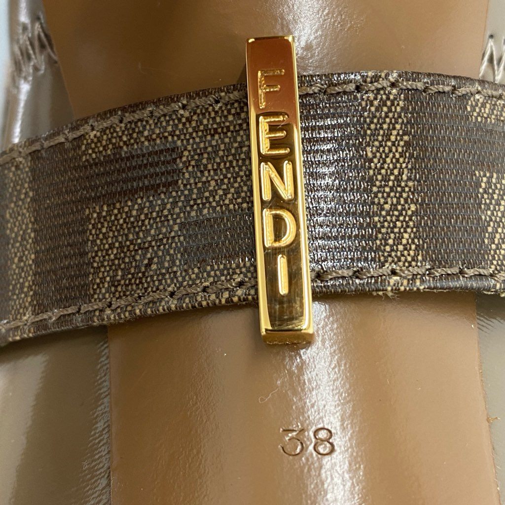 d21 【美品】 FENDI フェンディ ズッキーノ ダブルストラップ バックジップ ロングブーツ 38 ベージュ/ピンク PVC レディース 靴