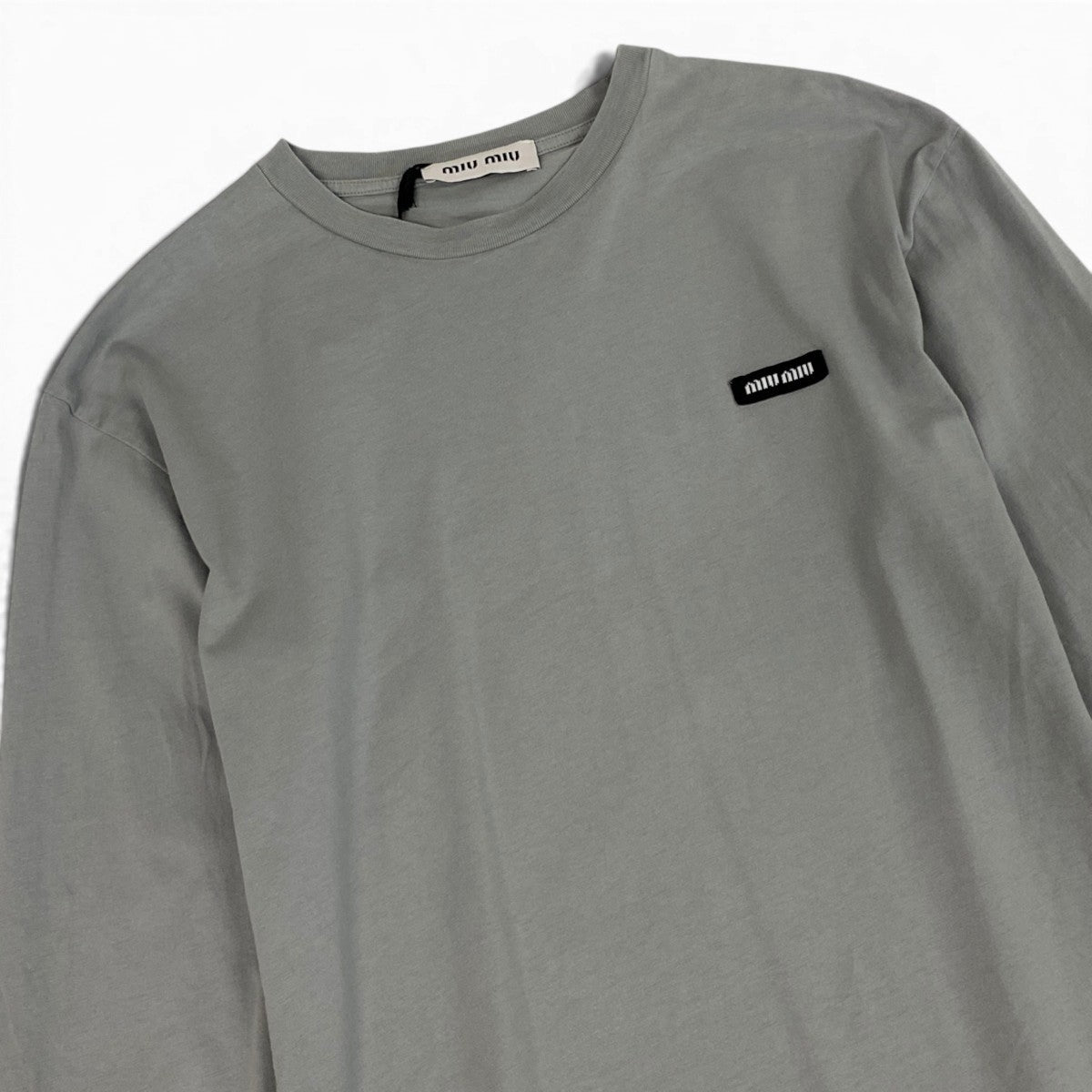 Ii4 【未使用タグ付】 miu miu ミュウミュウ 2024年 ロゴTシャツ カットソー サイズM グレー コットン100％ レディースk02i