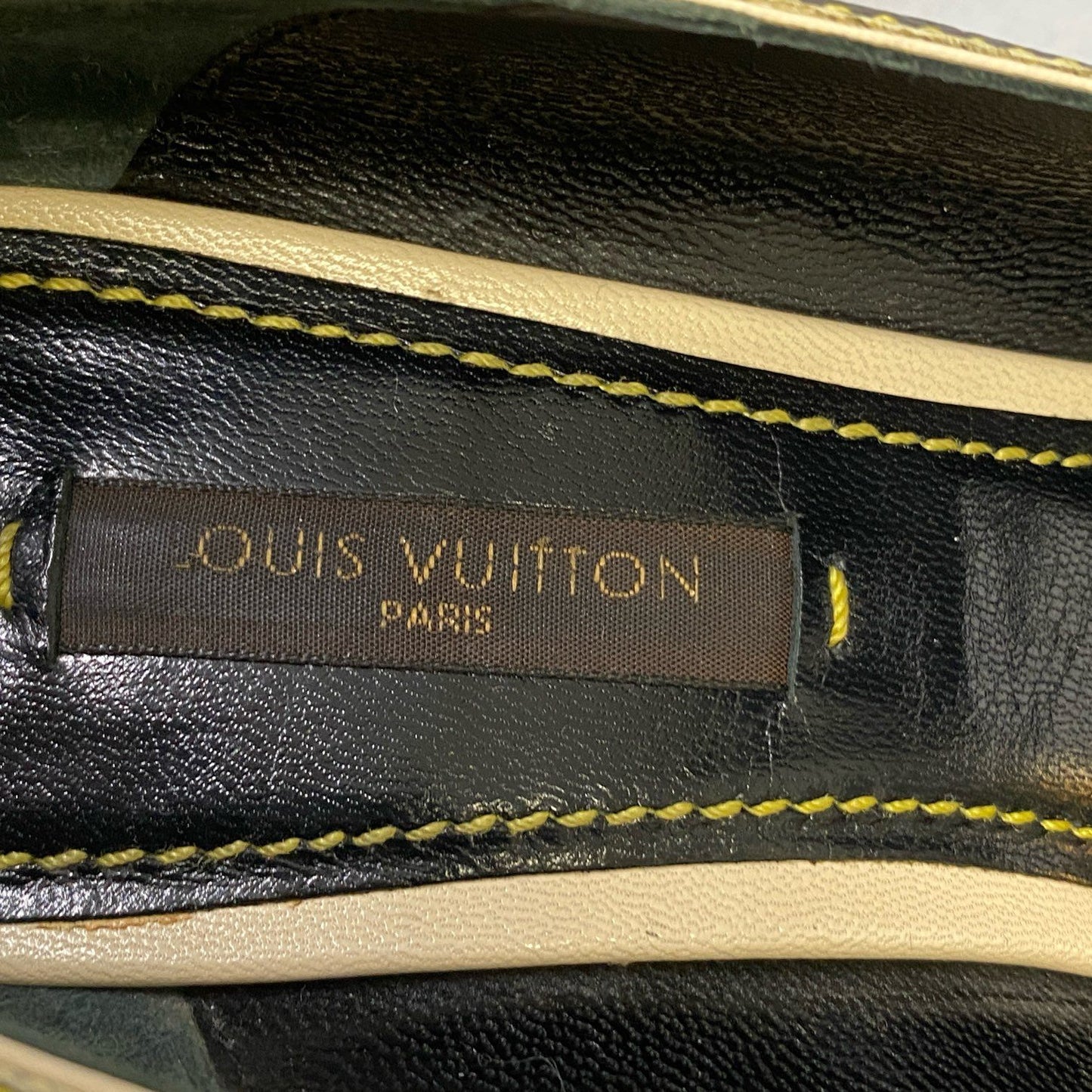 3i30 LOUIS VUITTON ルイヴィトン ゴールドフラワープレート スクエアトゥ ヒール パンプス ステッチ 35サイズ ブラック レザー レディースt18r