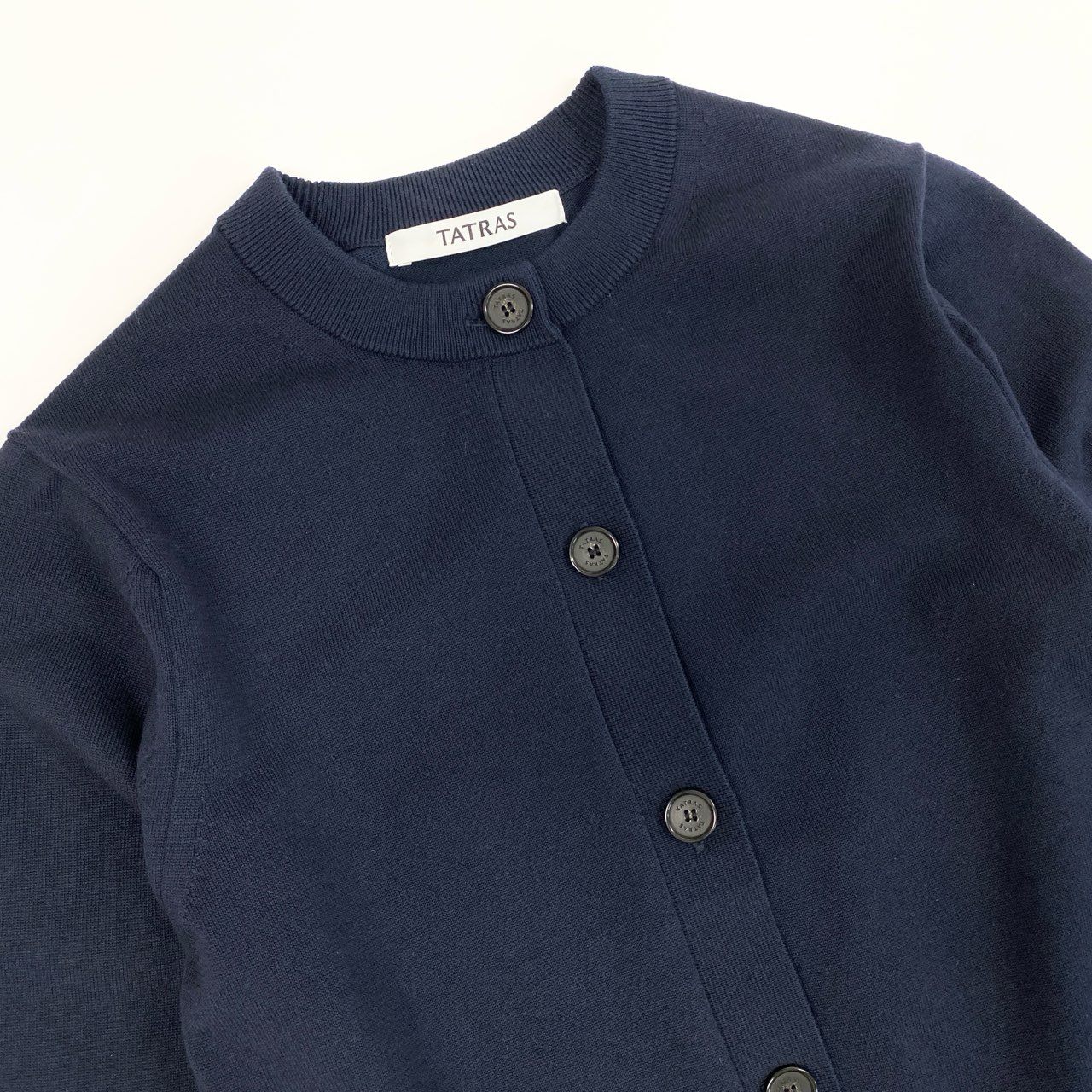 6b12【美品】TATRAS タトラス PREDAIA プレダイア ニットカーディガン ロゴワッペン LJXA0315053588 01サイズ ネイビー レディース 女性用u02t