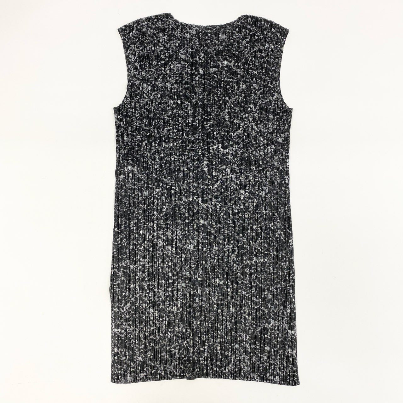 Ah22 PLEATS PLEASE プリーツプリーズ イッセイミヤケ ノースリーブワンピース 膝丈ワンピース 総柄 PP83-JT182 サイズ3 ブラック系 ポリエステル レディース 日本製u02t