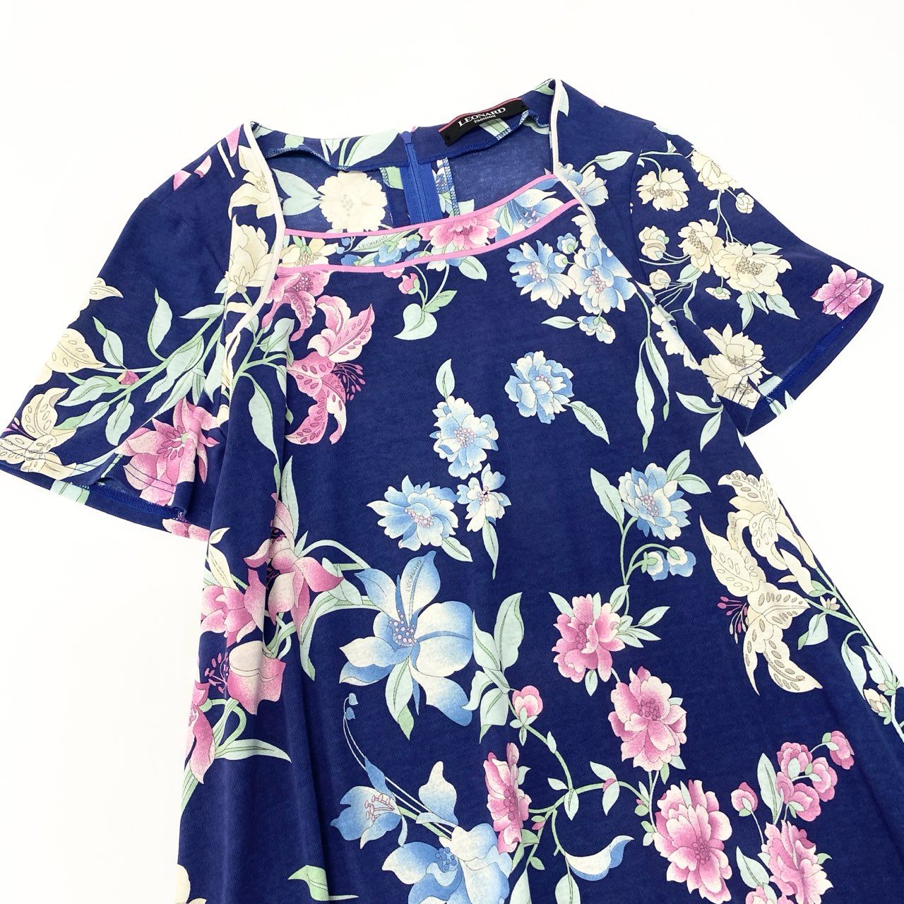 11b6 LEONARD レオナール 半袖チュニックワンピース 美しい花柄プリント  0369802 42サイズ ネイビー ピンク コットン100％ レディース 女性用u02t