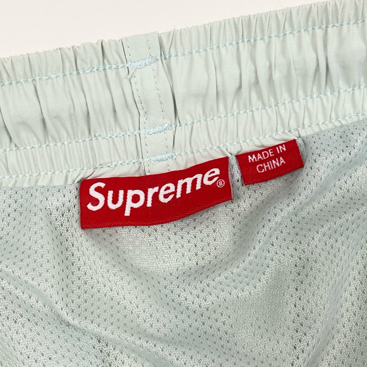 77j28《美品》Supreme シュプリーム ナイロンウォーターショーツ ハーフパンツ ボトム 23SS Sサイズ ミントグリーン メンズu02t