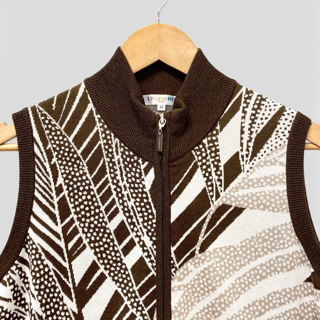 14b13 LEONARD SPORT レオナール スポーツ ジップアップニットベスト ダブルジップ チュニック丈 0557786 42サイズ ブラウン系 レディース 女性用u02t