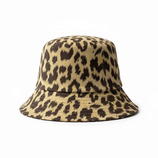 j15 【極美品】 Christian Dior クリスチャンディオール リバーシブル バケットハット レオパード トロッター サイズ58 ベージュ系 レディース