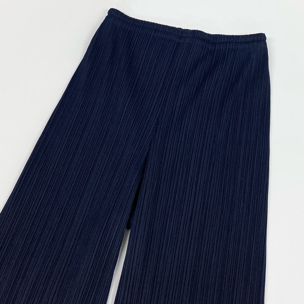 Ab19 PLEATS PLEASE プリーツプリーズ ISSEY MIYAKE プリーツパンツ ボトム サイズ2 ネイビー レディースk02i