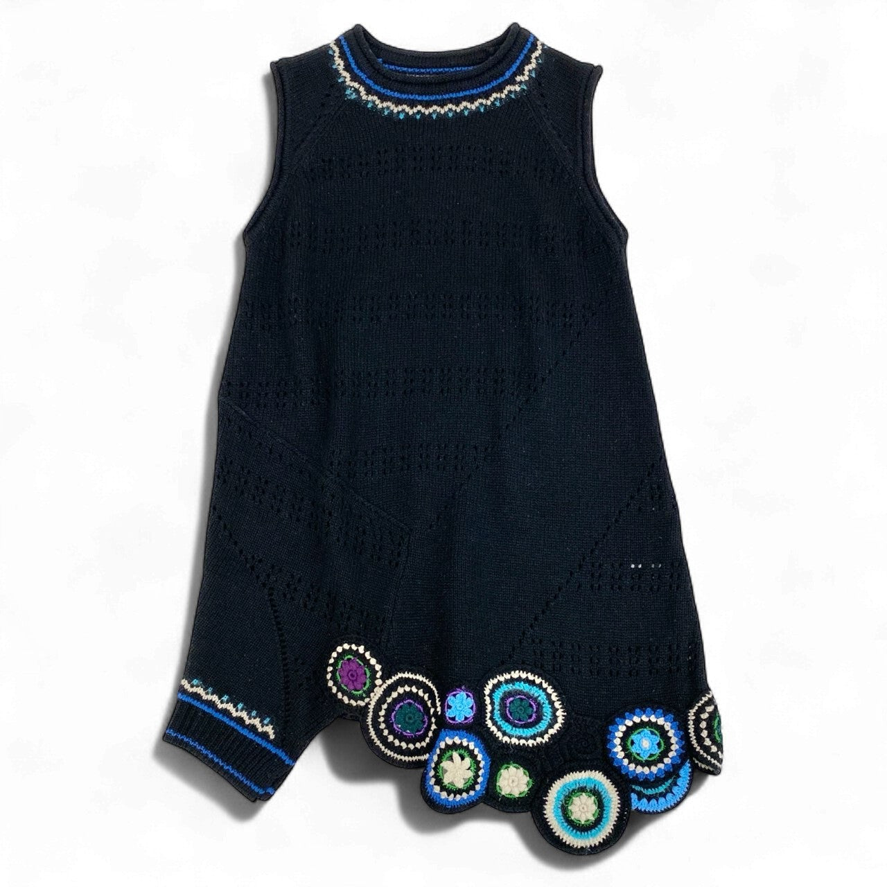 41k26 TOKUKO 1er VOL トクコプルミエヴォル ノースリーブ ニットワンピース 膝丈 クロシェ編み レディース 女性用 9 ブラックu02t