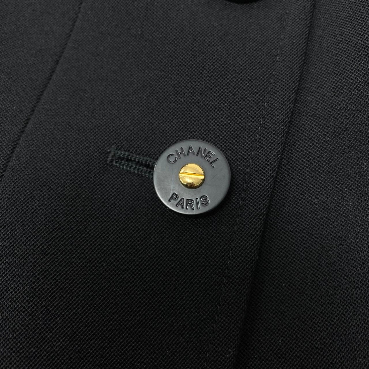 C CHANEL シャネル ヴィンテージ 97P スカートセットアップ テーラードジャケット スカート フランス製 P07199V04526 40サイズ ブラック シルク100％ レディース 女性用nu1