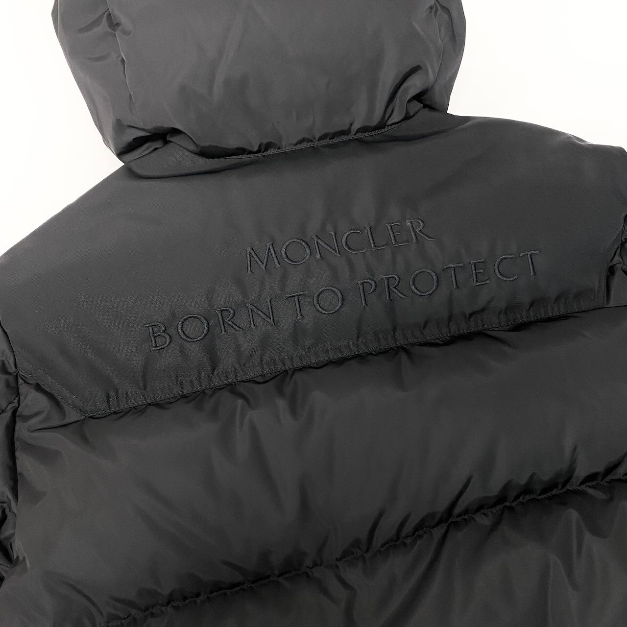 62d5 《美品》 MONCLER モンクレール ERQUY エルキュイ ダウンコート H10931A00100 サイズ2 ブラック メンズ着用可 Down Coatt18r