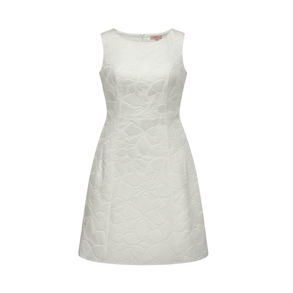 40k26 《美品》 TOCCA トッカ ノースリーブワンピース Aラインワンピース 花柄 立体 ストレッチ レディース 女性用 0 ホワイトo07t
