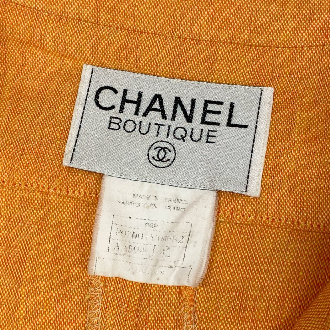 46j3 CHANEL シャネル 96P ココマークボタン ノーカラージャケット スカート セットアップ 大きいサイズ P07001V04682 42 XLサイズ相当 オレンジ レディースo07t