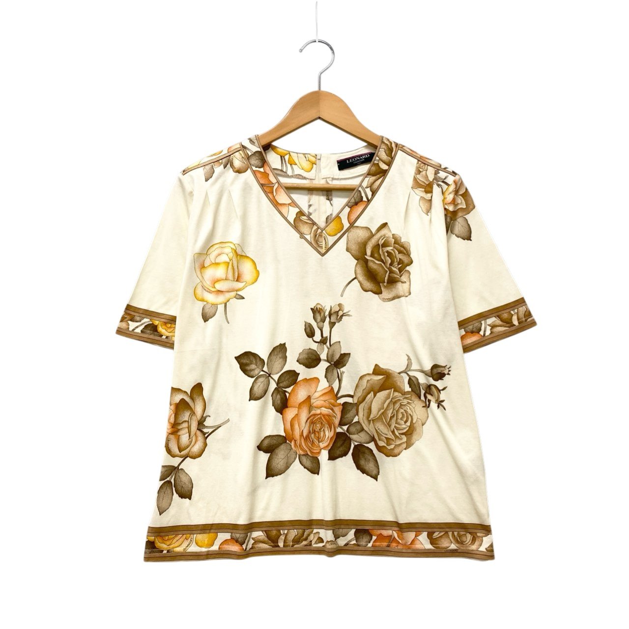 51c13 LEONARD レオナール 美しい花柄プリント 半袖Tシャツ カットソー トップス LL マルチカラー コットン レディースu02t