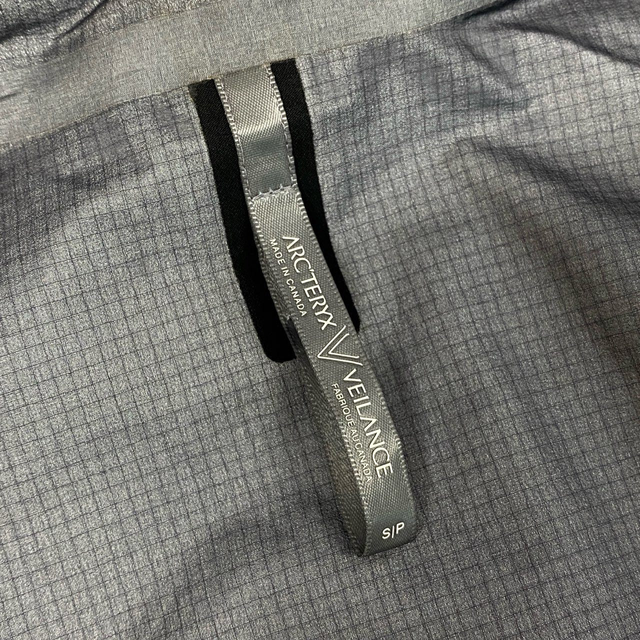 32j3 ARC'TERYX VEILANCE アークテリクス ヴェイランス MONITOR COAT モニターコート GORE-TEX マウンテンパーカー シェル アウター 15641-67041 S ブラウン系 ナイロン メンズo07t