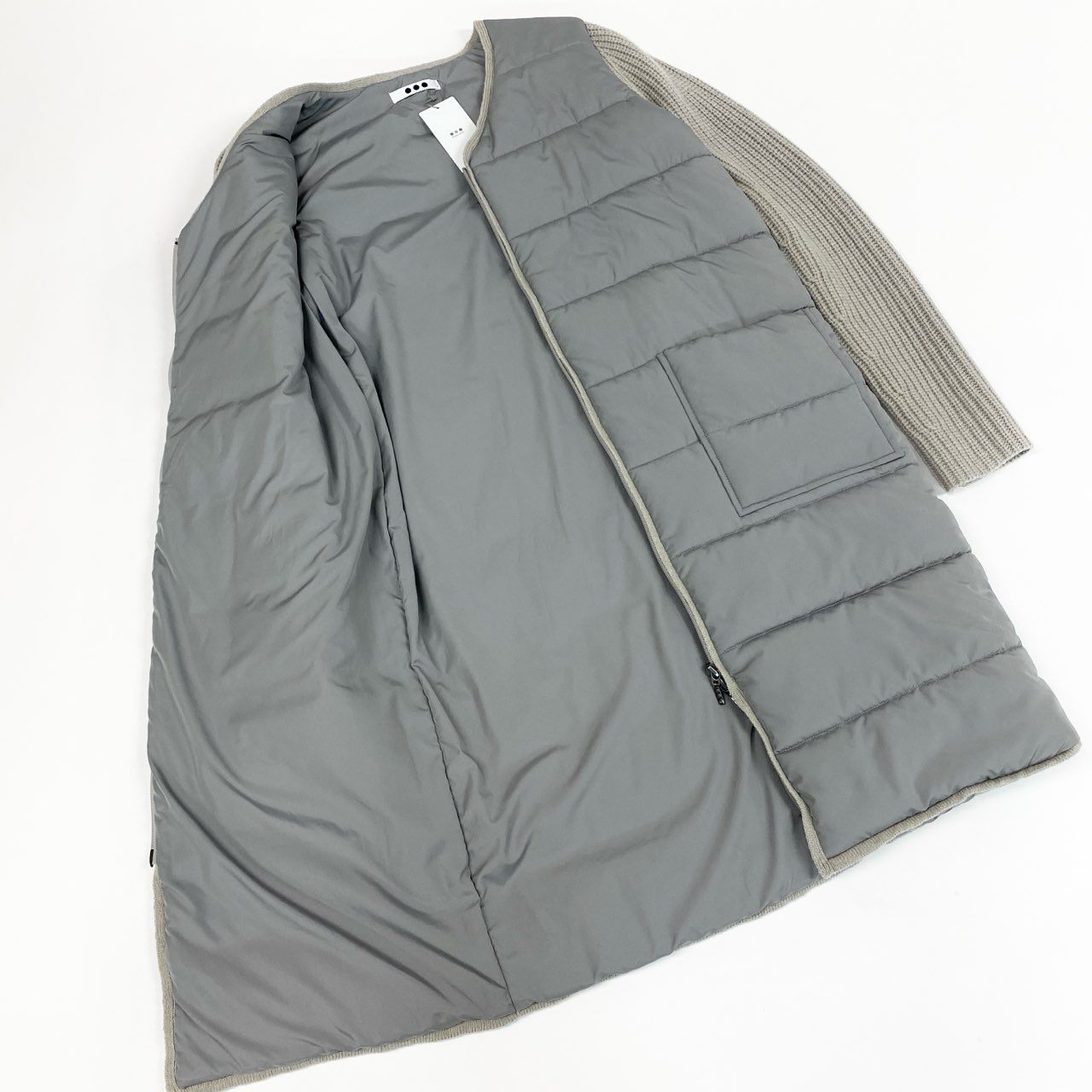 48a19【新品タグ付き】three dots スリードッツ カシミヤ混 中綿パファーコート アウター サイズS グレー レディース 女性用 アウターk02i