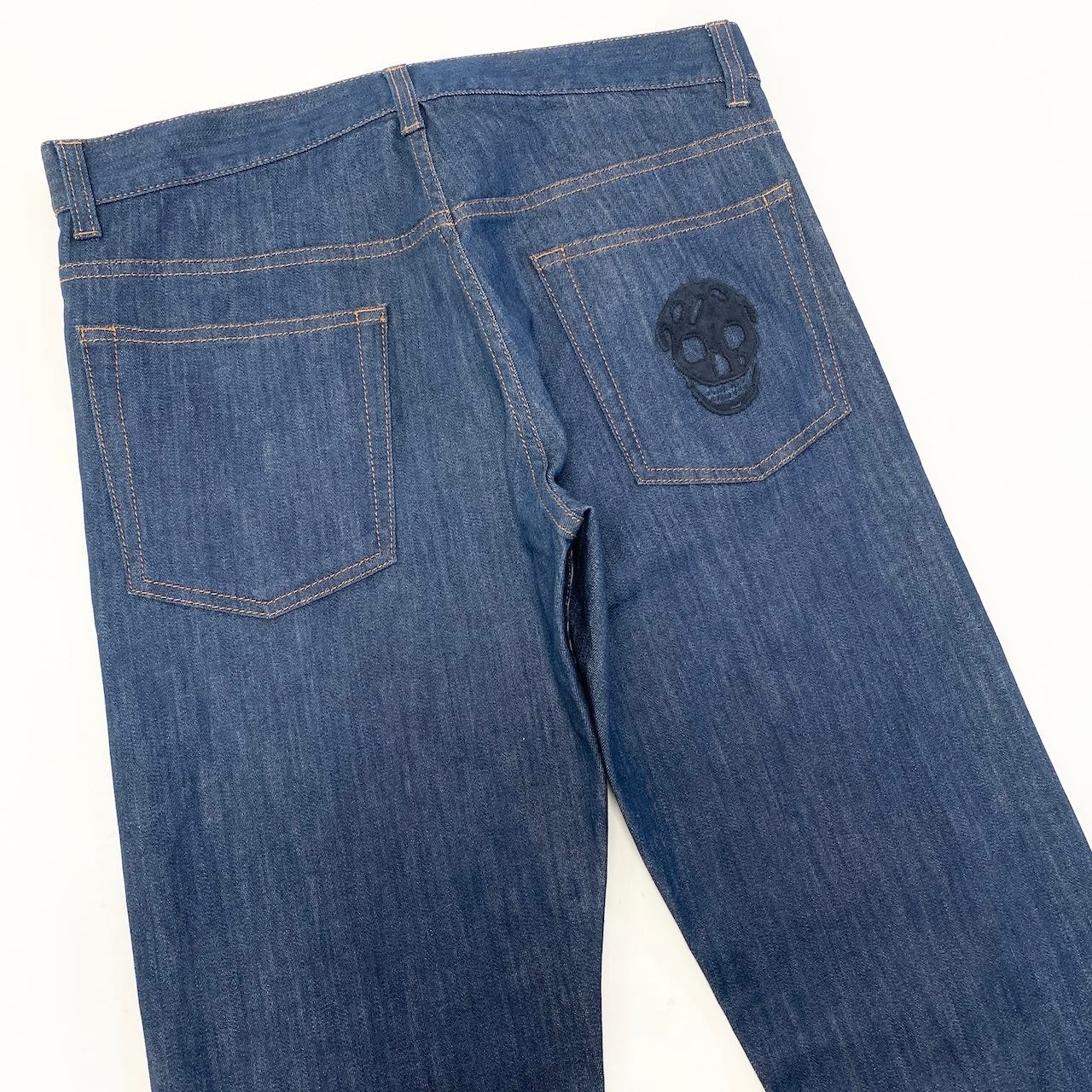 69d30 ALEXANDER McQUEEN アレキサンダーマックイーン デニムパンツ ストレッチデニム ドクロ サイズ44 インディゴ メンズ 紳士服u02t