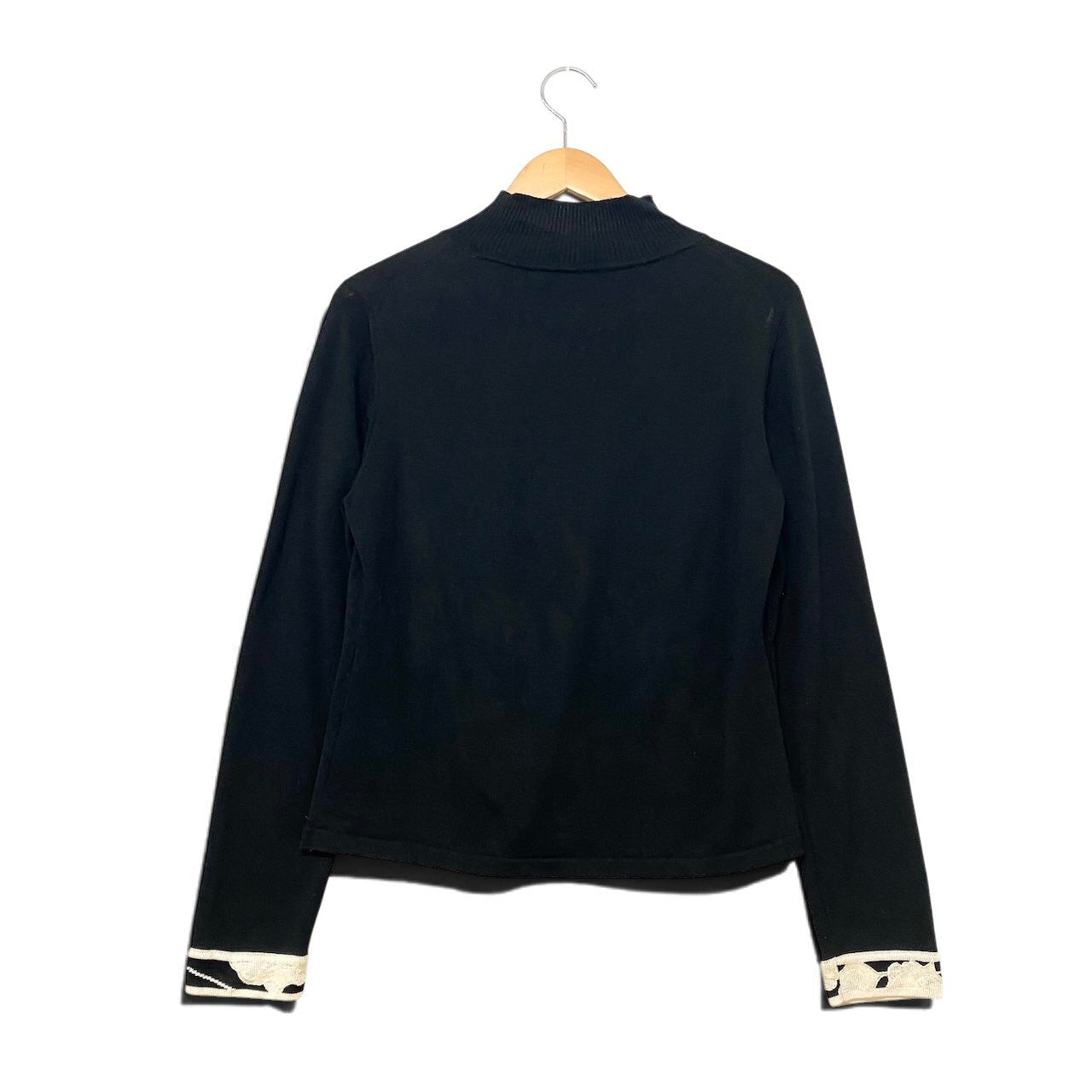 10h31 LEONARD FASHION レオナール タートルネック ニットセーター スパンコール レース装飾 花柄 サイズL ブラック レディースu02t