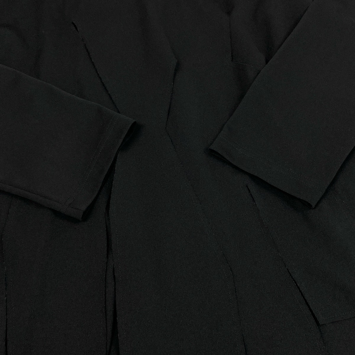 i3 COMME des GARCONS 変形カットソー カットデザイン トップス AD2024 日本製 Lサイズ ブラック ポリエステル100％ レディース 女性用u02t