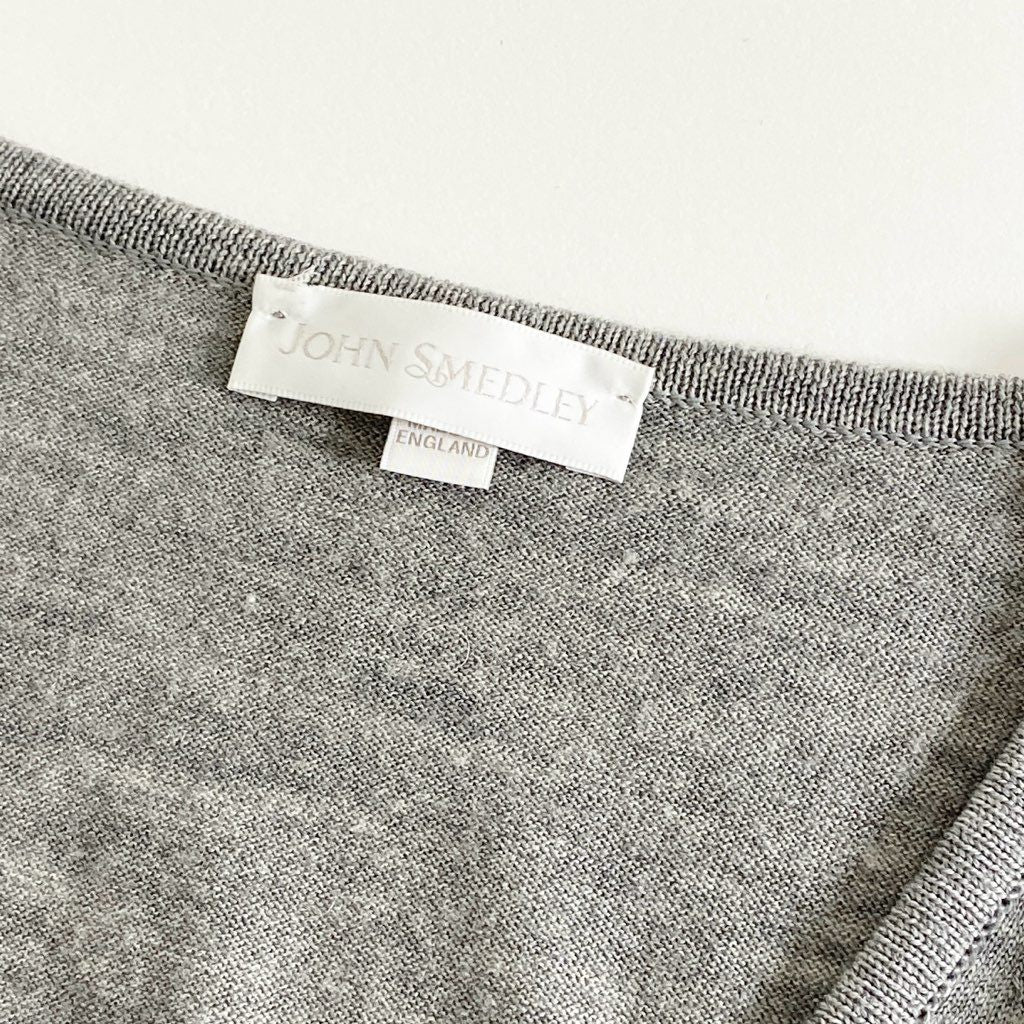 60e4 《美品》 JOHN SMEDLEY ジョンスメドレー メリノウール Vネック ニットトップ セーター M グレー イングランド製