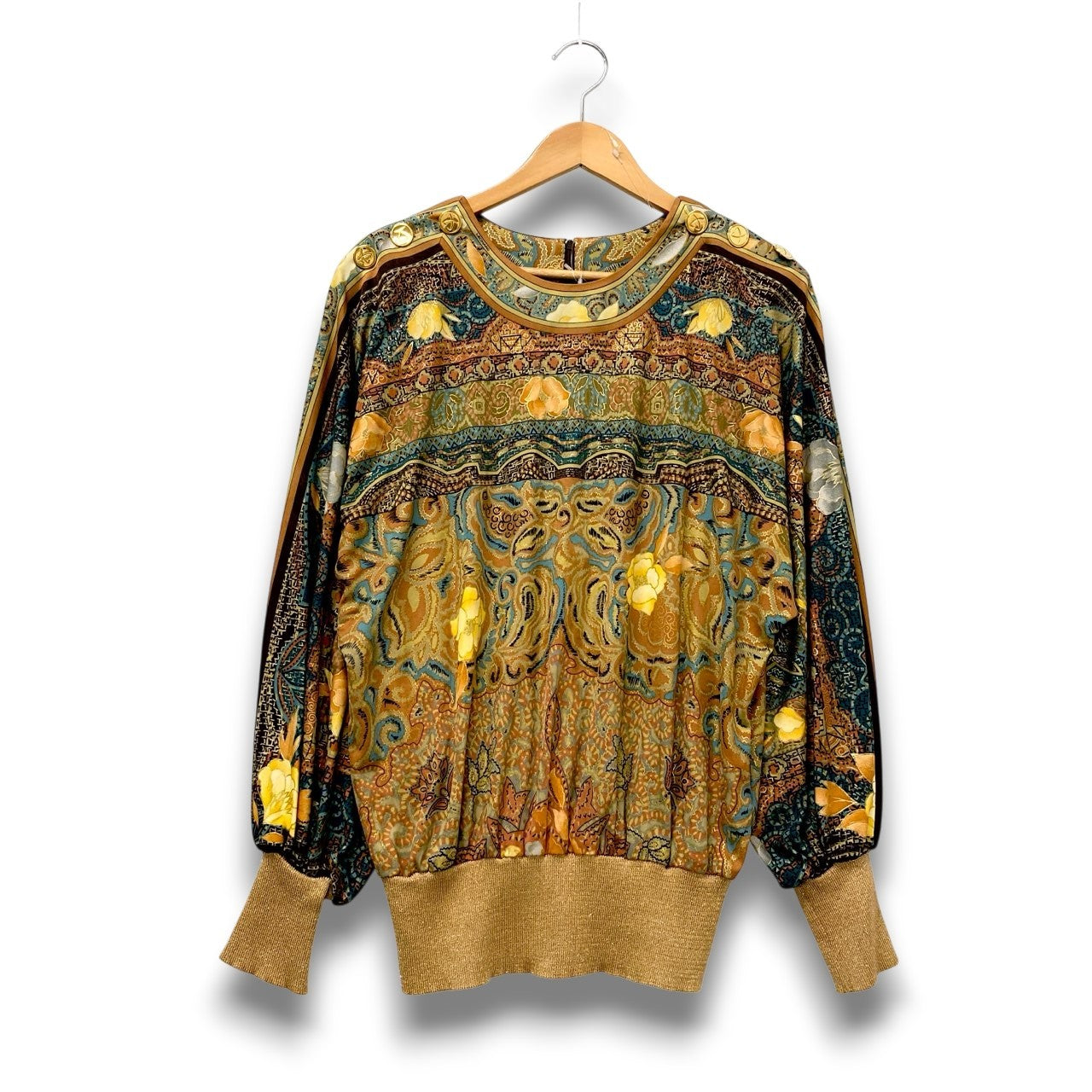 77b26 LEONARD レオナール ロングスリーブカットソー 美しいプリント 金ボタン ラメ マルチカラー シルク100％ レディース 女性用u02t