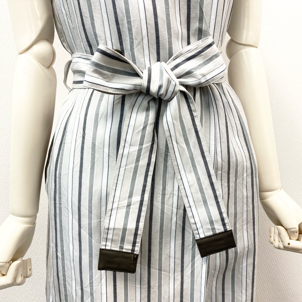 80k11 《美品》 MORABITO モラビト ノースリーブ リネンブレンド ストライプコート 38 ホワイトグレー ワンピースt18r