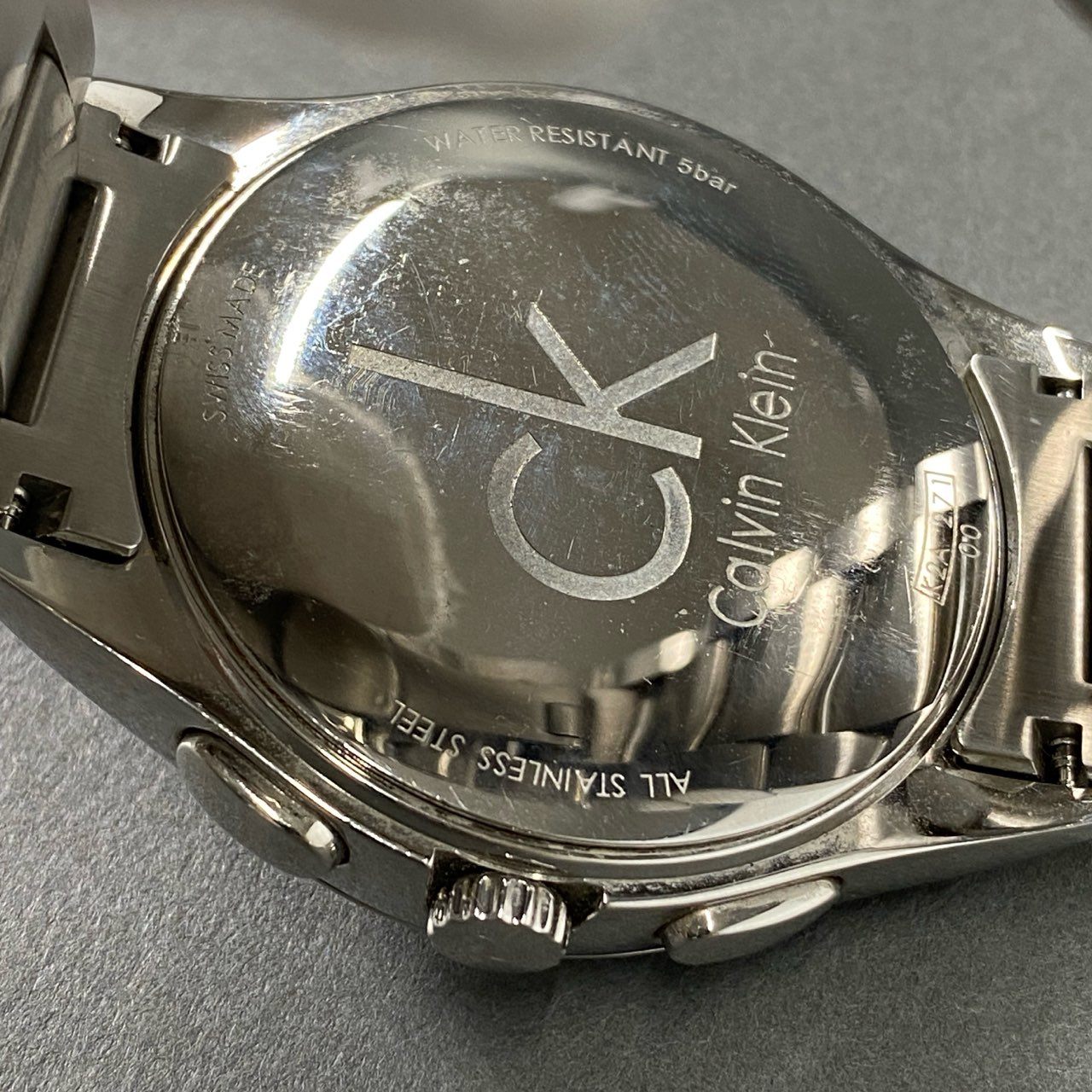 h1-2 CALVIN KLEIN カルバンクライン クロノグラフ クォーツ腕時計 K2A271 シルバー ウォッチ watch