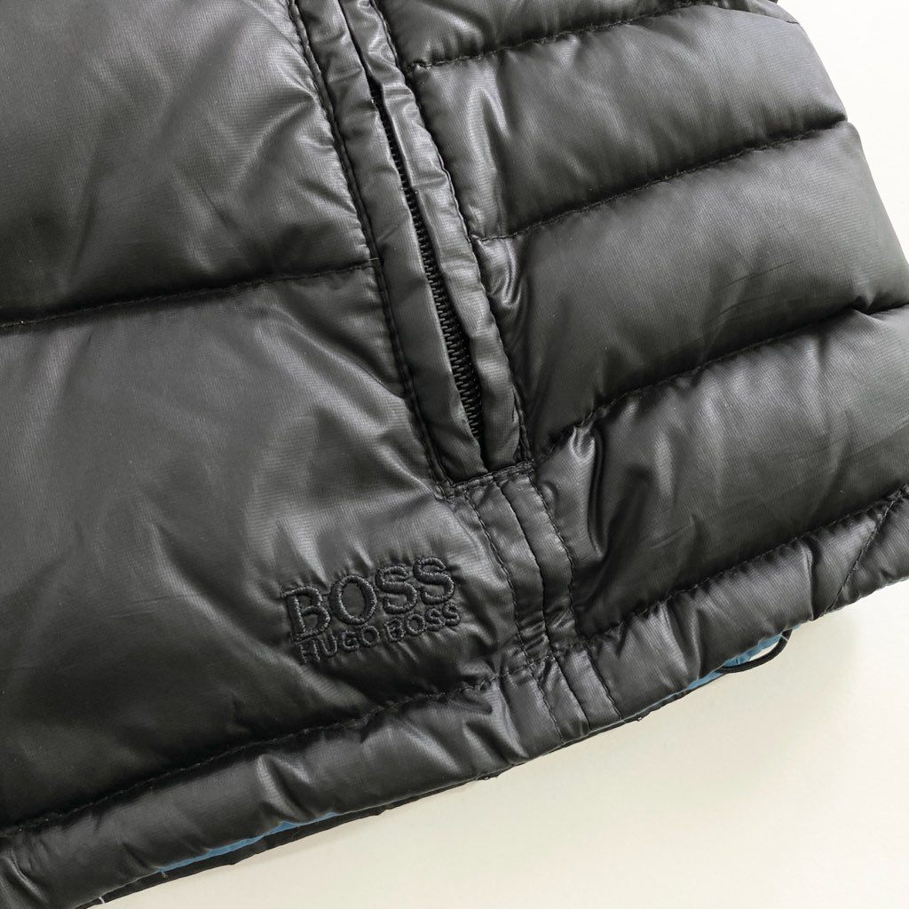 83h27 HUGO BOSS ヒューゴボス フード付き 中綿ベスト 46 ブラック DOWN VEST アウター 防寒 刺繍ロゴ