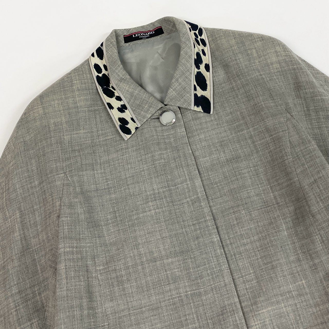 67k20《美品》 LEONARD FASHION レオナール ステンカラーコート ロングジャケット ウールシルク レディース 女性用 日本製 9AR グレーu02t