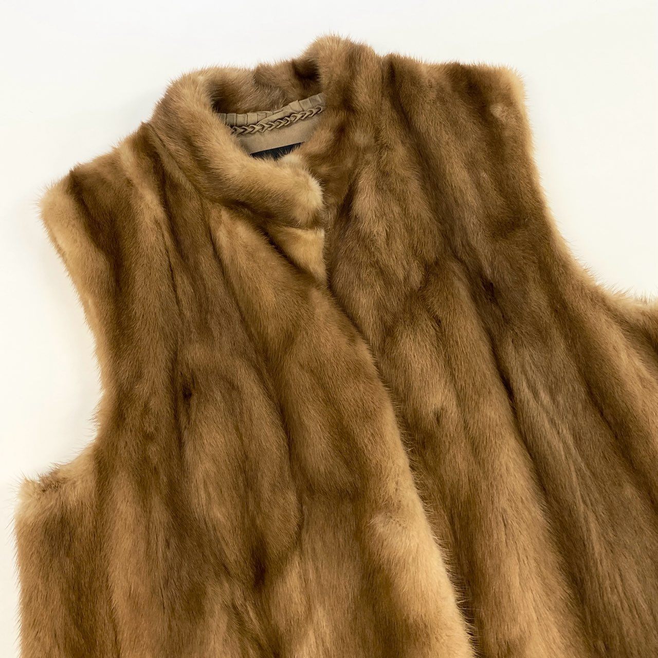 7k14 Taiyo Mink AOYAMA TOKYO タイヨーミンク アオヤマトーキョー 毛皮ベスト ファーベスト ミンクファー ノースリーブジャケット パステルミンク 11サイズ ベージュ レディースu02t