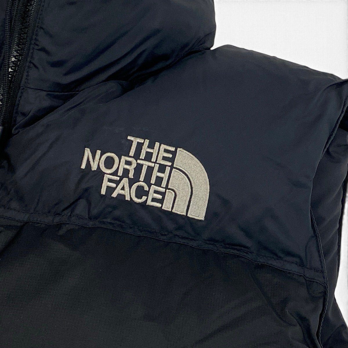10j14 THE NORTH FACE ノースフェイス ヌプシダウンベスト 700フィル ND00359 サイズM ブラックt18r