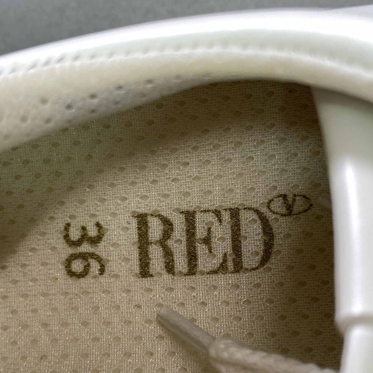 8e18 定価￥67.000 RED VALENTINO レッド ヴァレンティノ BOWALK ボウウォーク リボンディティール スニーカー 36 ホワイト バイカラー シューズ 保存袋付き