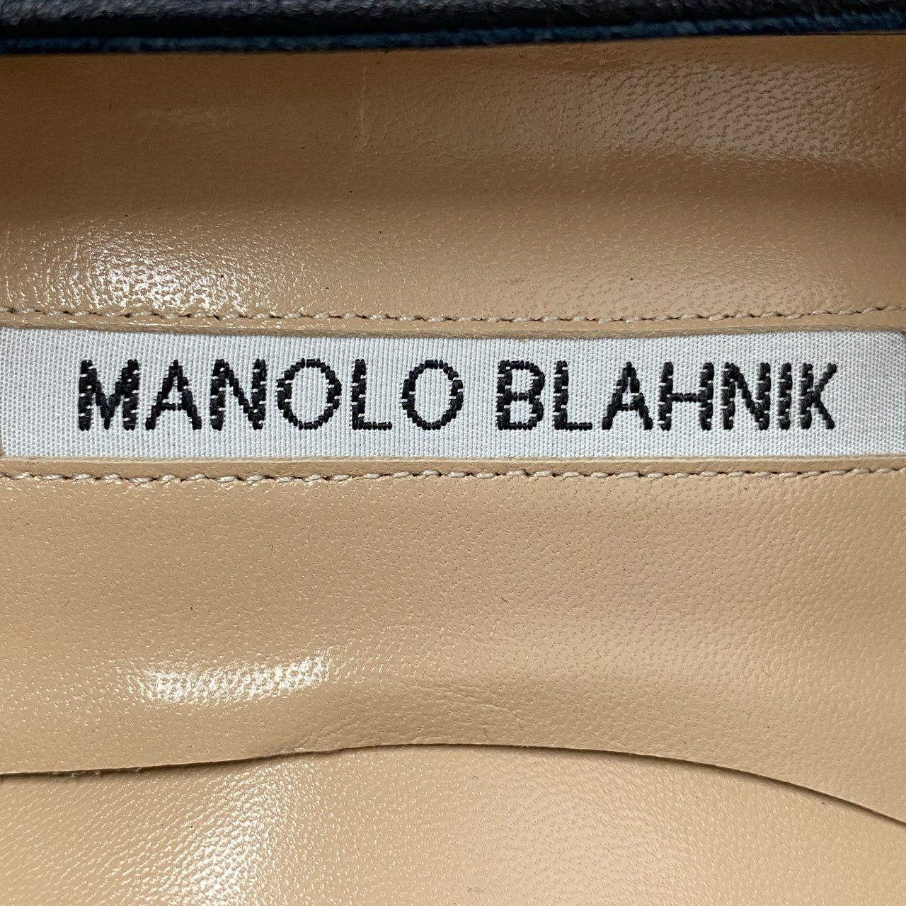 10f11 【新品】MANOLO BLAHNIK マノロブラニク HANGISI 90 CLC ハンギシ ヒールパンプス サイズ35 ブラック サテン レディース 女性用 靴 未使用品