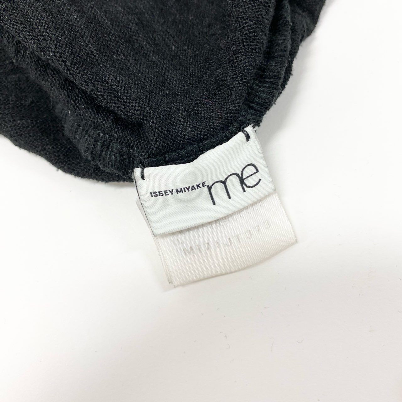 72j15 ISSEY MIYAKE me イッセイミヤケ ミー ニットチュニック ボックスシルエット MI71JT373 ブラック レディースu02t