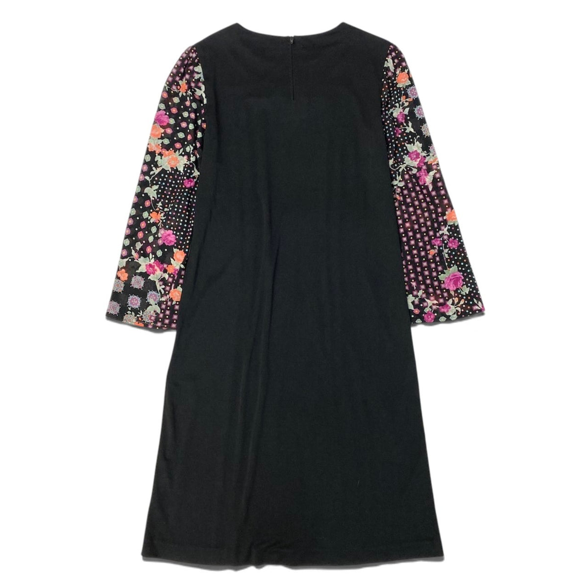 30j27 【美品】 LEONARD FASHION レオナール シアースリーブ ロングワンピース 美しい花柄プリント カンカン素材 サイズ1 ブラック レディースo07t