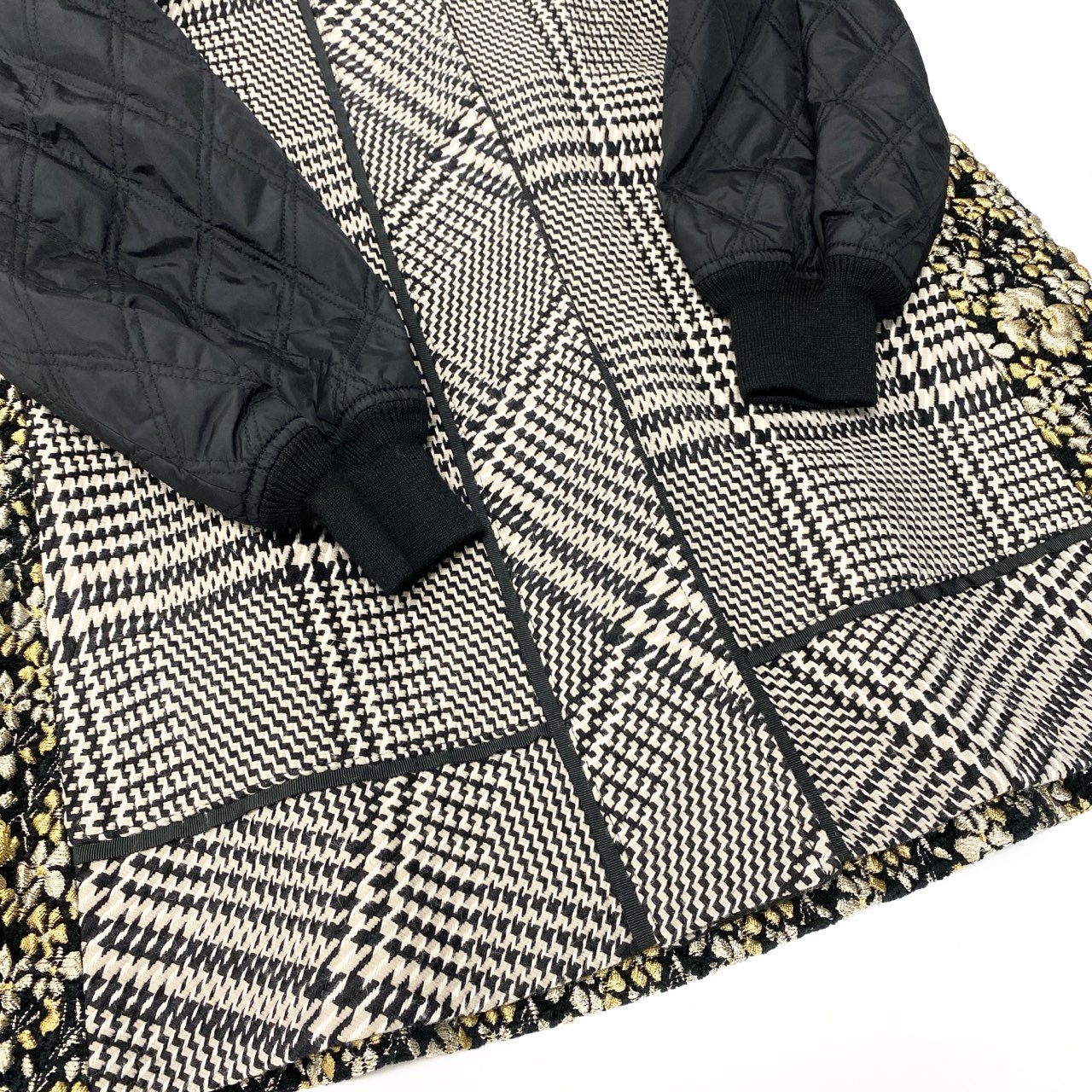 51c14 Aquascutum アクアスキュータム 近年モデル パターン切替 コート サイズM 日本製 フード取外し可t18r