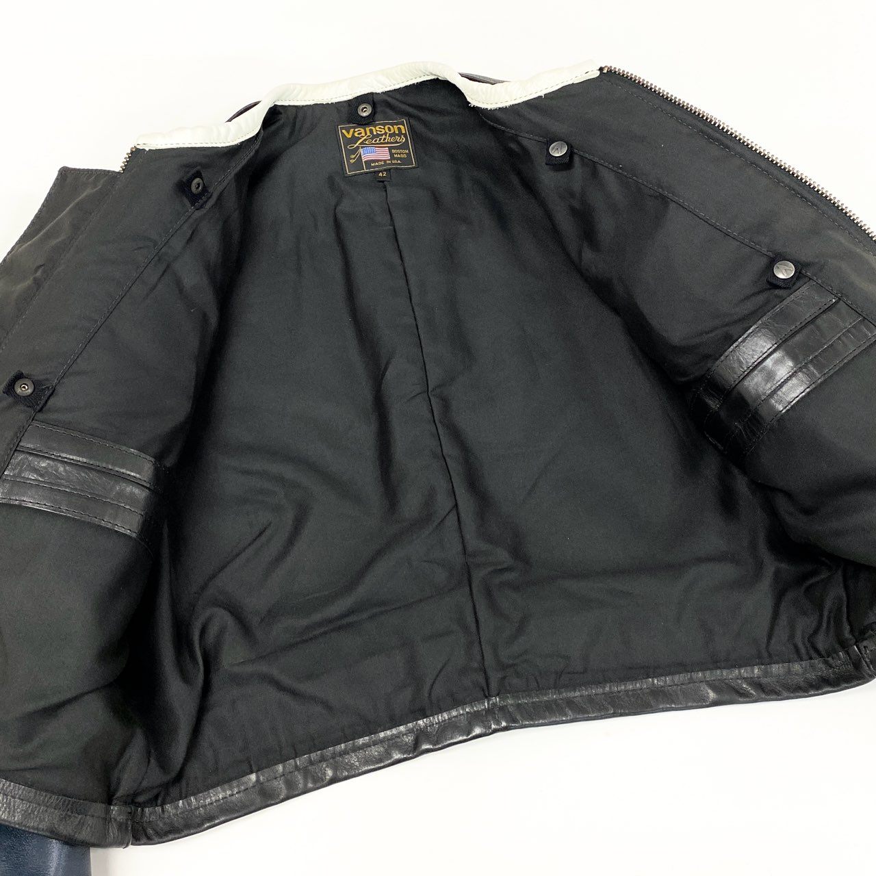49f2 VANSON バンソン USA製 BOSTON MASS ワンスター シングルライダースジャケット レーシング ワッペン 42 ブラック マルチカラー レザー