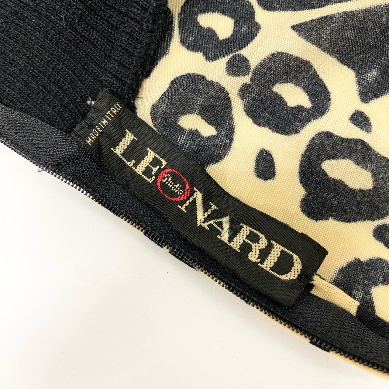 59k1 LEONARD レオナール イタリア製 レオパード柄 長袖 ハイネック ニットワンピース ドレス ブラック ウール シルク レディースo07t