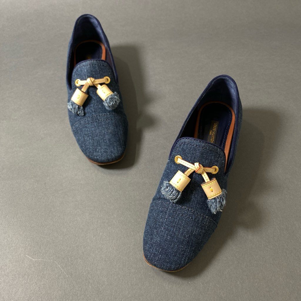 3f29 《美品》 LOUIS VUITTON ルイヴィトン タッセル デニムスリッポン ローファー 35 インディゴ LV DENIM イタリア製 ドレスシューズ