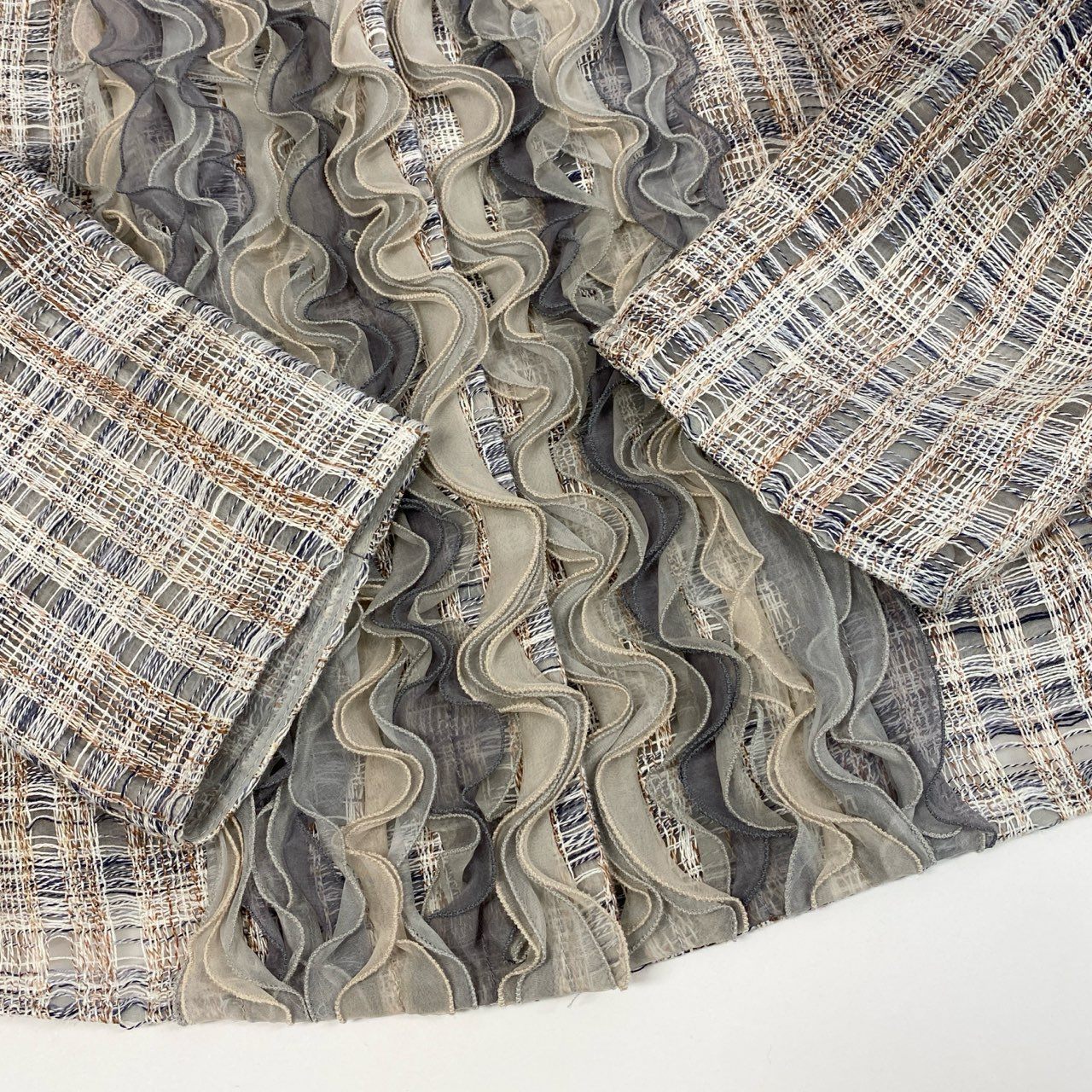 46a30 GIORGIO ARMANI ジョルジオアルマーニ ノーカラージャケット リネンツイードシルクラッフルジャケット 38サイズ マルチカラー リネン100％ シルク100％ レディースo07t